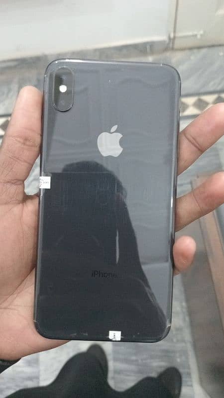 iphone xsmax 64gb jv , lush condition 4