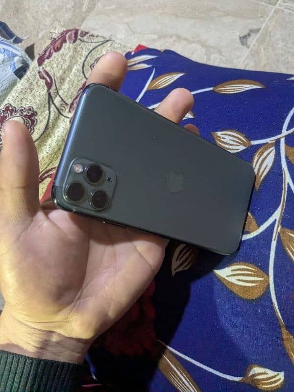 iphone 11 pro max factory unlock 64gb 03246041427 6