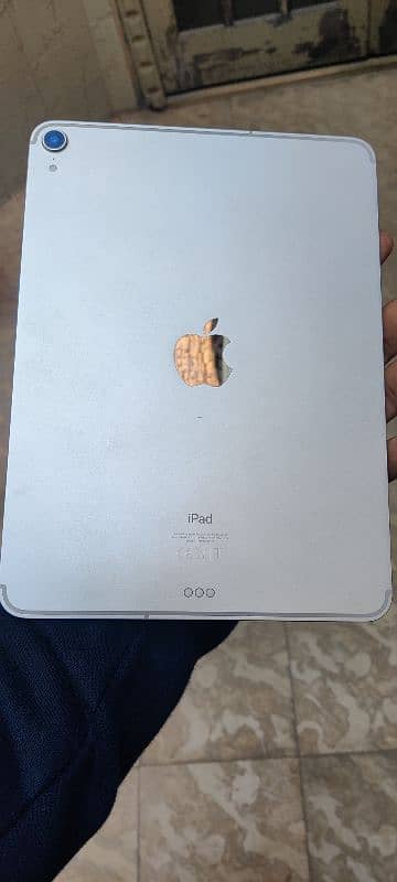 ipad pro 11 inch 256gb 9/10 3