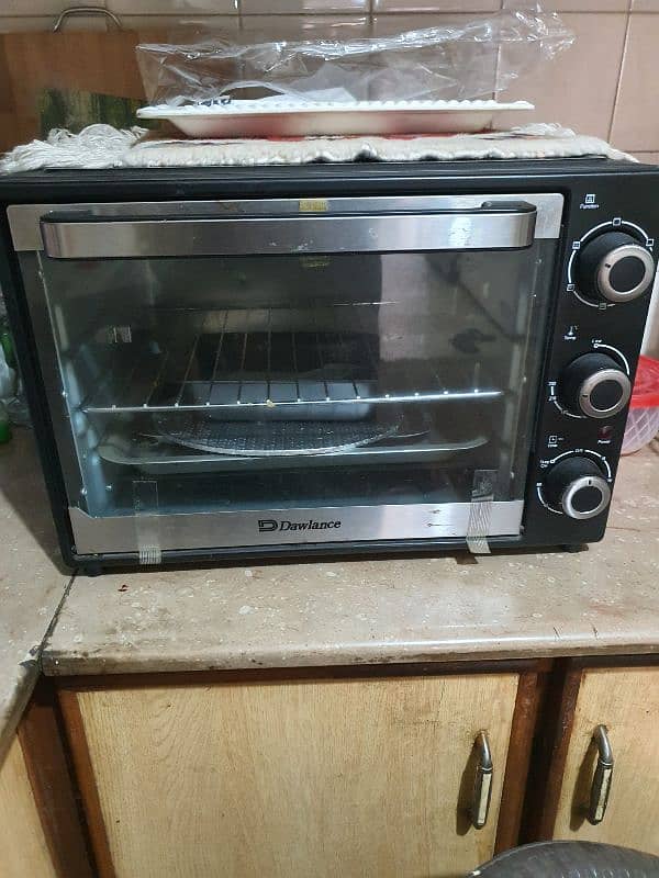 dawlanve oven in new condition. no any fault just shifting home 0