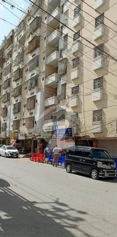 Shop for Sale in Maskan Chowrangi Gulshan-e-Iqbal Excellent Investment Opportunity!Excellent Location: Maskan Chowrangi 150 Sqft Road, Gulshan-e-Iqbal is located in the heart of Karachi. 1