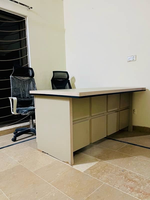 Office Furniture for Sale – Like New! 0