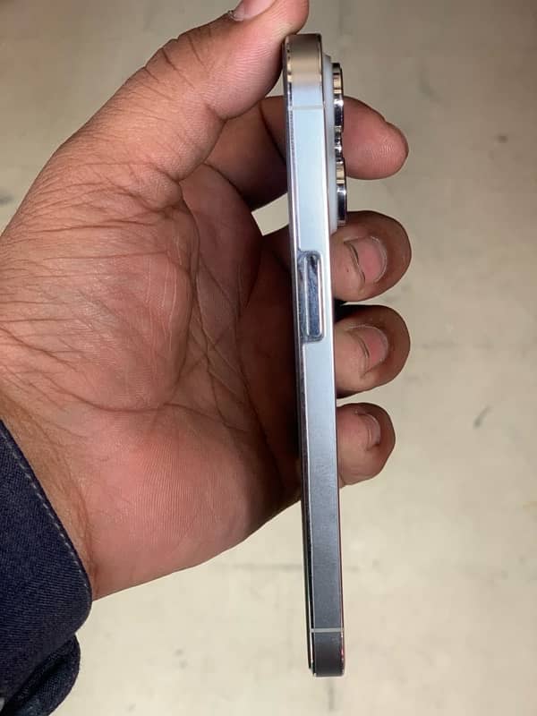 iphone 14 pro pta proved WITH box & Orignal Cable 10/10 condition 6