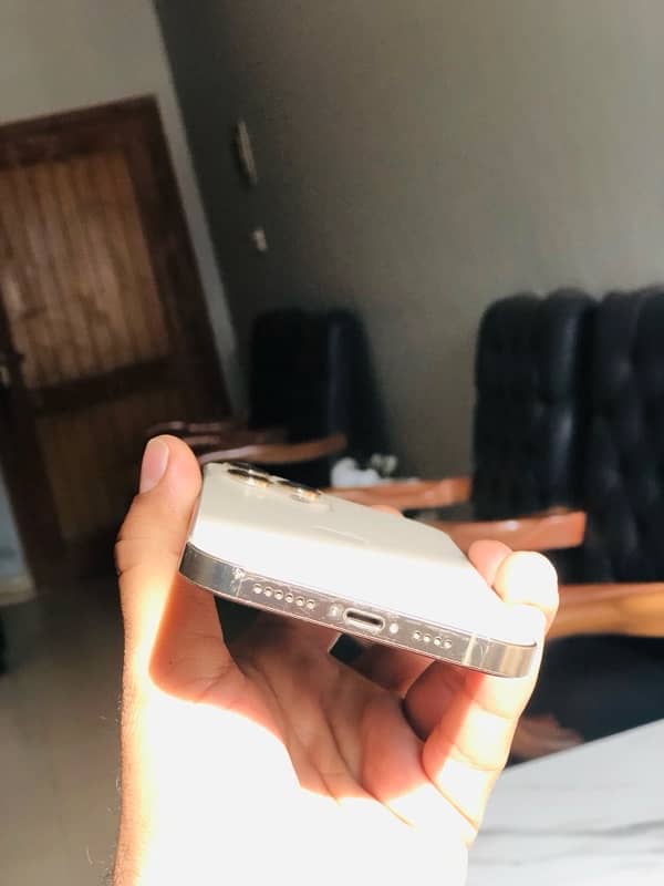 Iphone 12 pro max 256 gb Pta approved 5