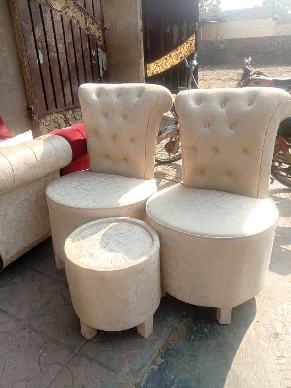 beautiful chair set and couch  chiar set 18k. couch 17500 2