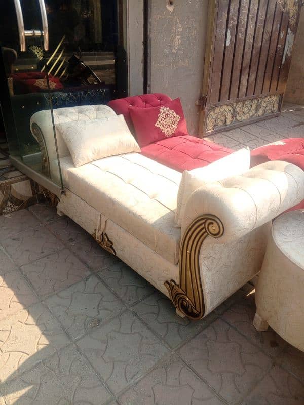 beautiful chair set and couch  chiar set 18k. couch 17500 6