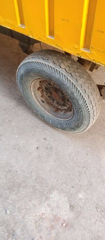 Auto pick up caban battery Tyre New hen final price hy 6