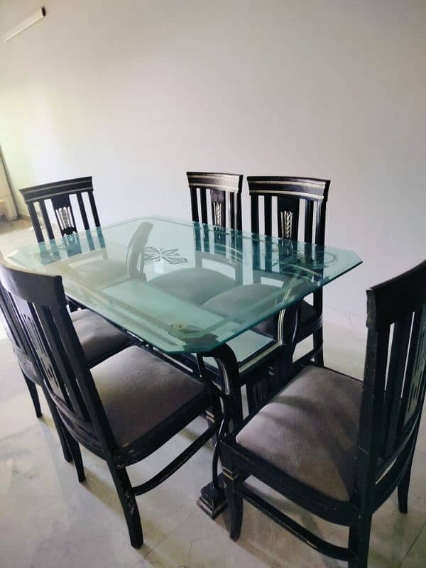 dinning table 0