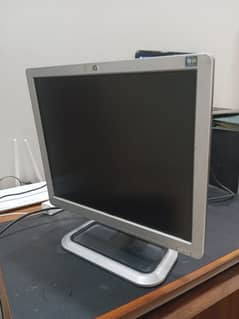 HP 17 inch LCD