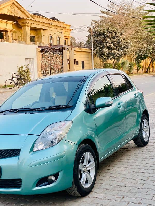 Toyota Vitz 2009 2