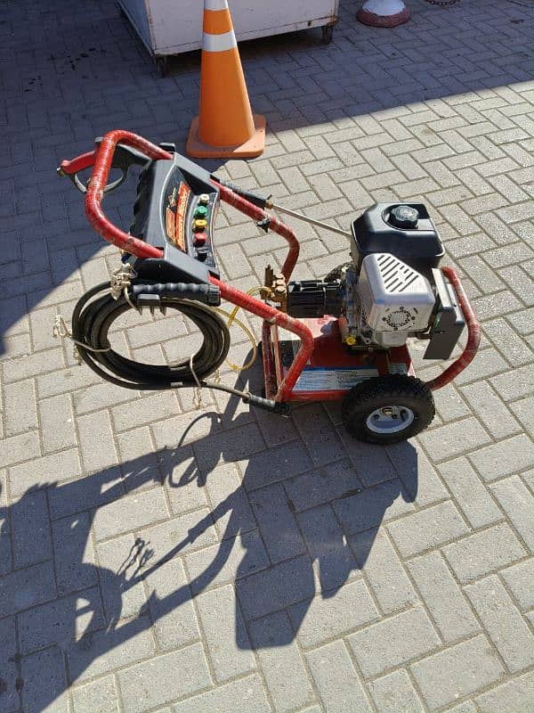 High-Quality USA-Made Pressure Washer (Condition 10/10) - PKR 250,000 4