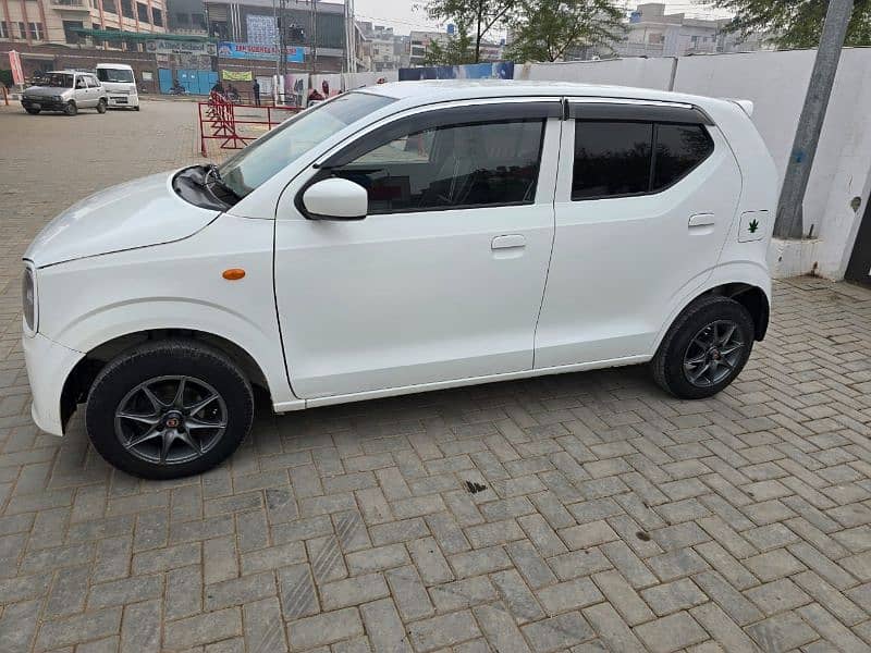 Suzuki Alto 2021 5