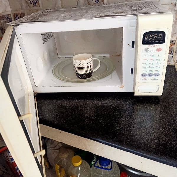 micro wave oven 0