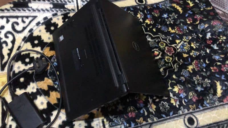 Dell Laptop 8th gen 4