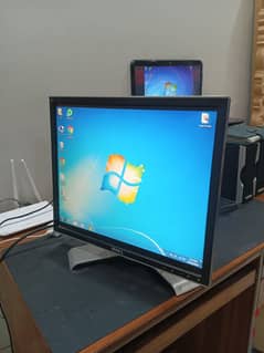 DELL 19 inch LCD