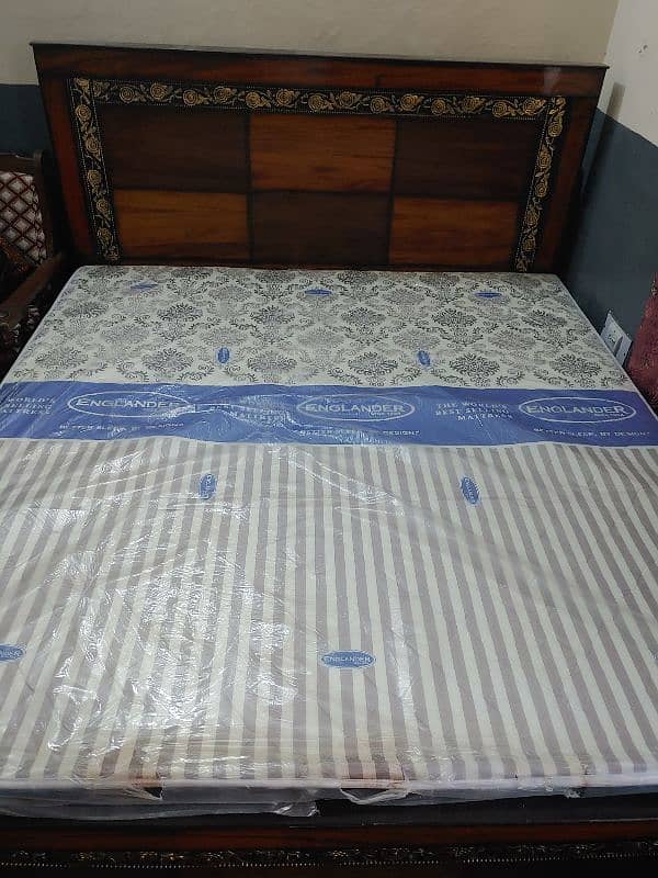 King bed With Mattress 0