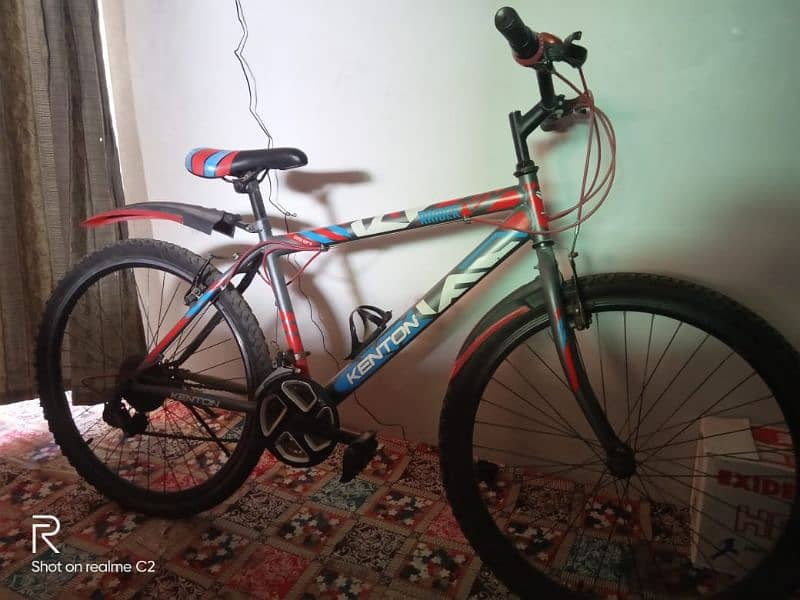 kenton bicycle 10/10 condition 0