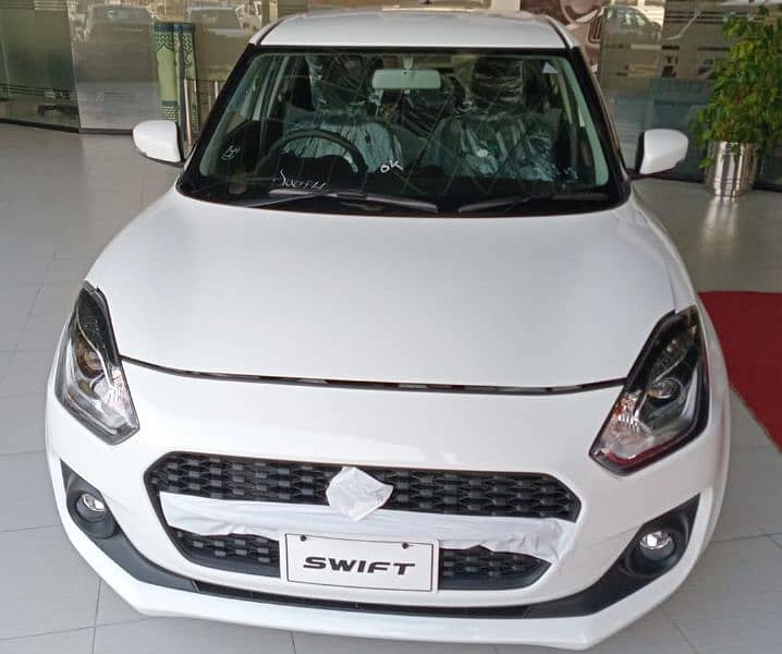 Suzuki Swift GLX CVT 2025 0