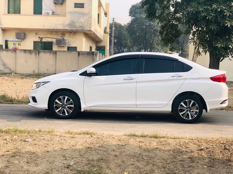 Honda City Aspire 2024 4