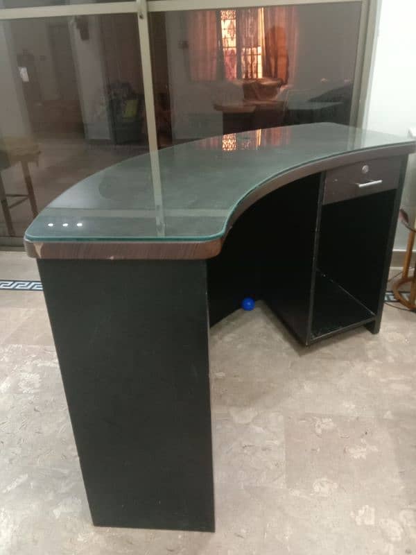 counter table 1