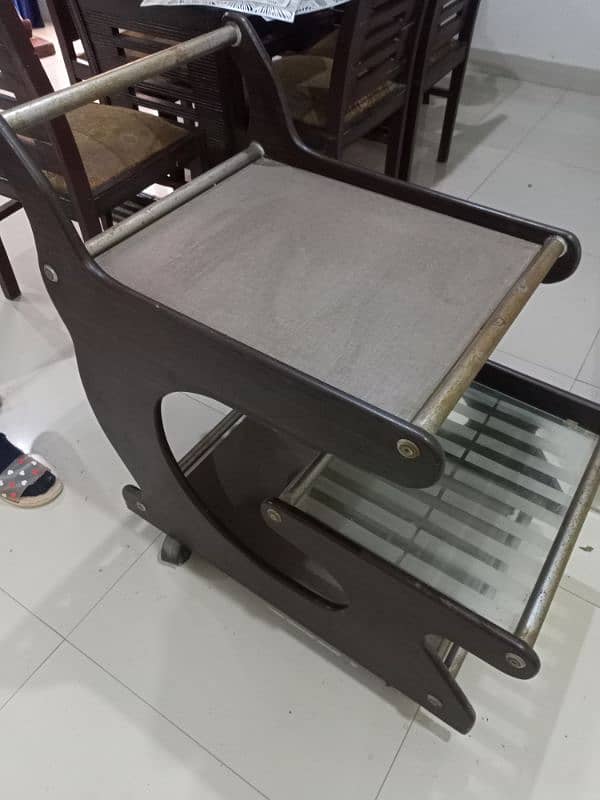 Tea Trolley in good condition 0