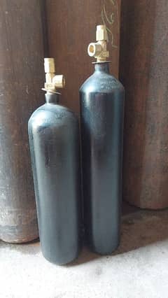 Oxygen cylinders for medical use