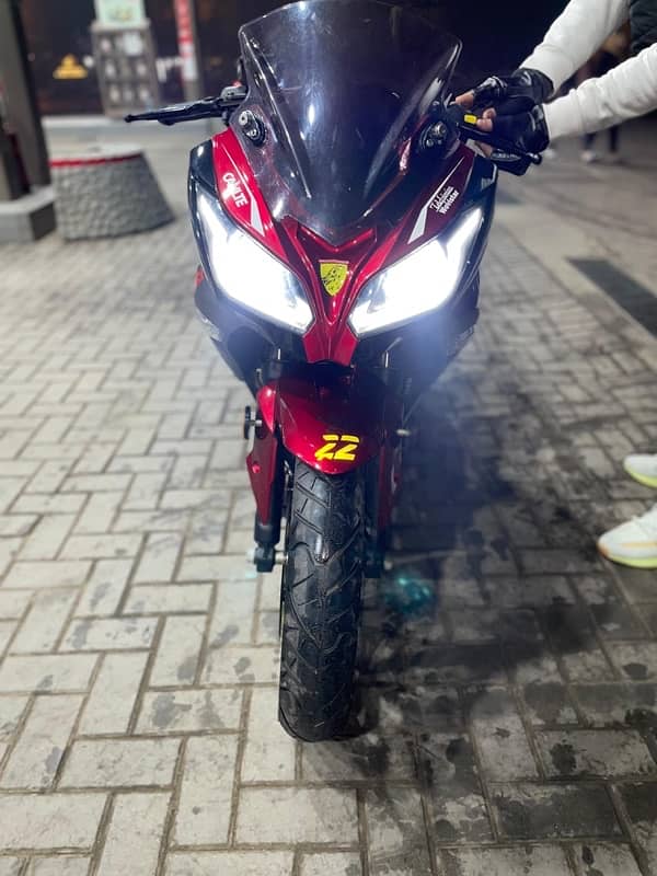 kawasaki  ninja 250 cc like brand new 3