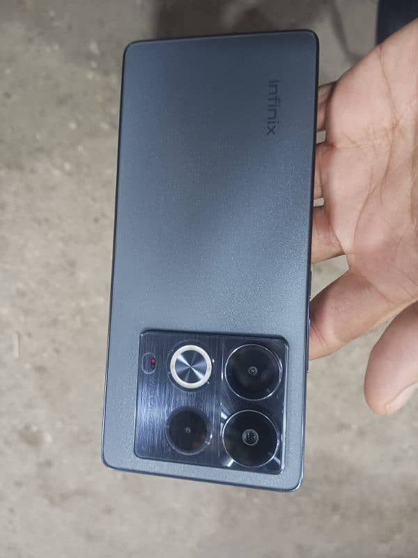 Infinix note 40 0