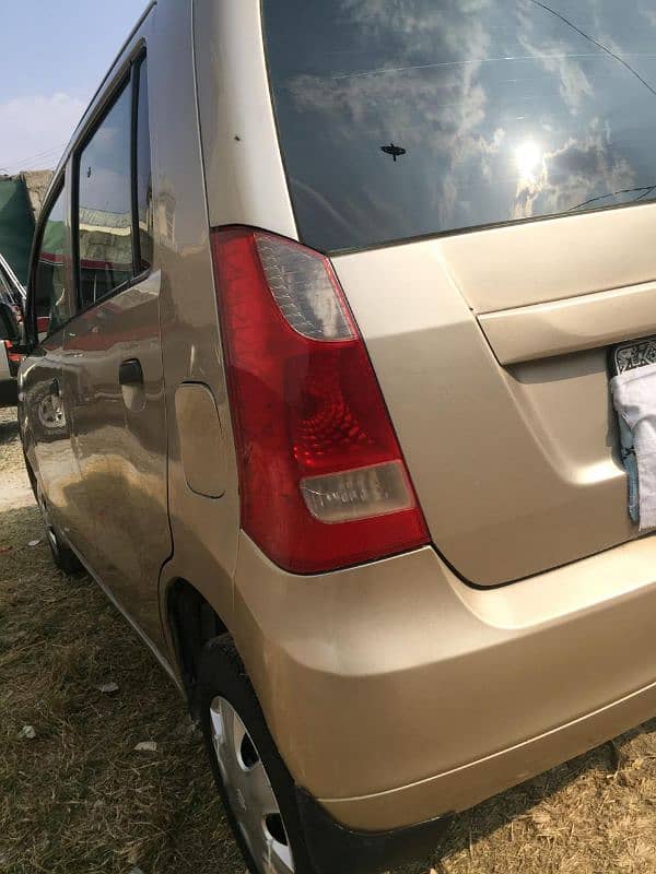 Suzuki Wagon R 2016 13