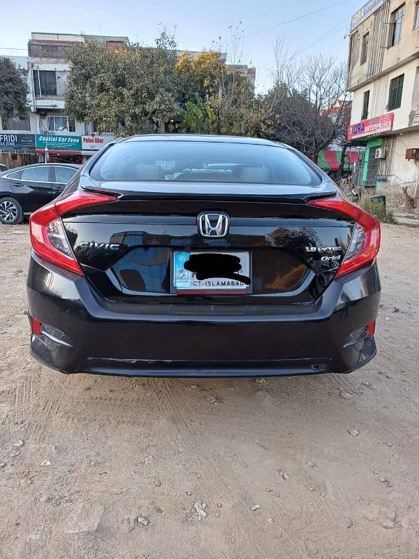 Honda Civic Oriel 2019 3