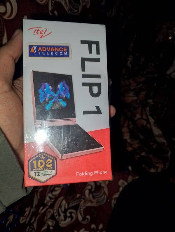 itel flip 1 box pack hai 0