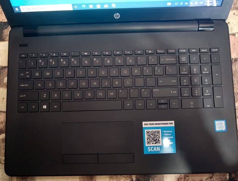 HP Laptop 1