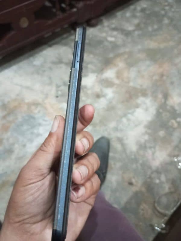 Infinix HoT 12 4