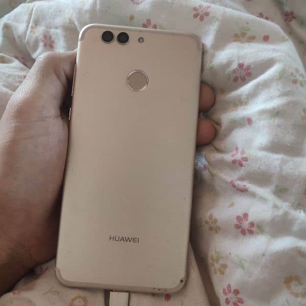 HUAWEI nova 2 Plus 1