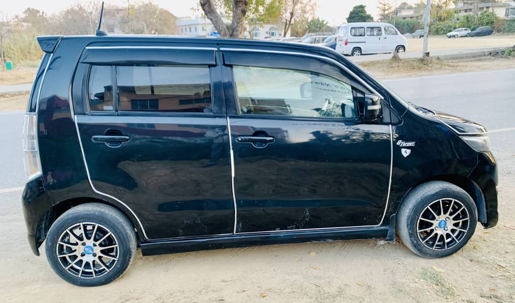 Suzuki Wagon R Stingray 2011 11