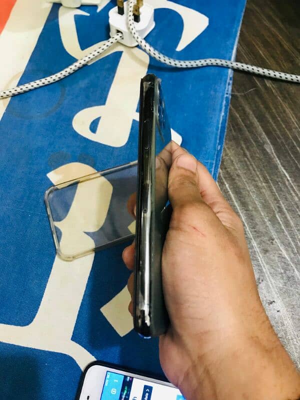 Iphone 11 pro 256gb Fu sale or Exchng 4