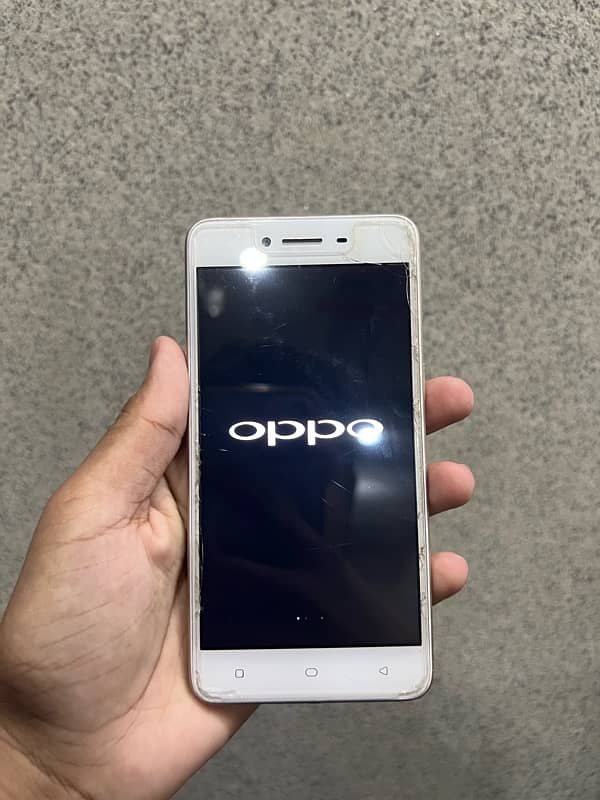 Oppo A37 0