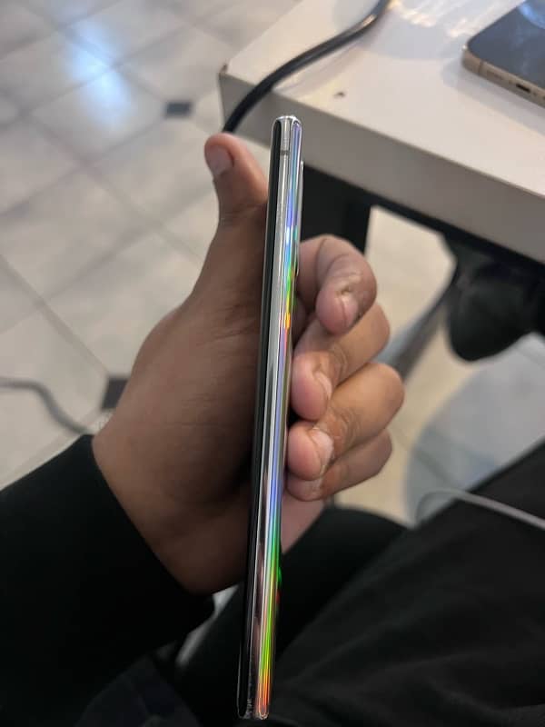 Samsung note 10 full ok no date no shade no line 4