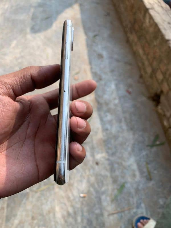 Iphone X Non PTA 256 Gb Condition 10/9 All ok. hai koe masla ni hai 4