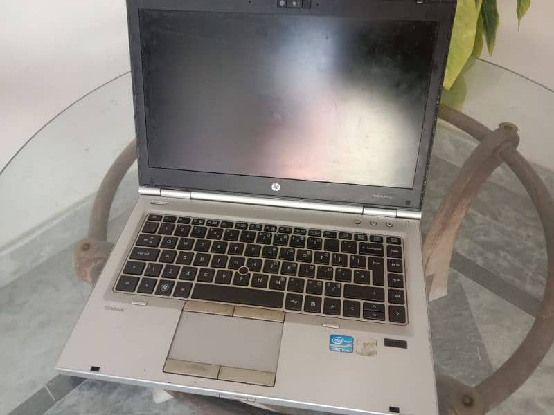 HP 8460 Core I 5 second generation 2