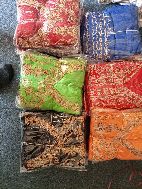 stich and unstick fabric available in very cheap price 10