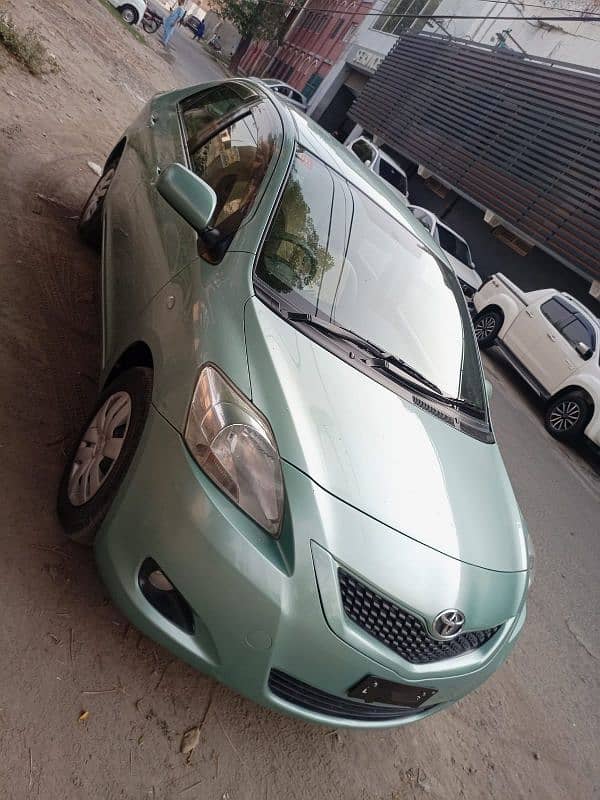 Toyota Belta 2007/2010 0