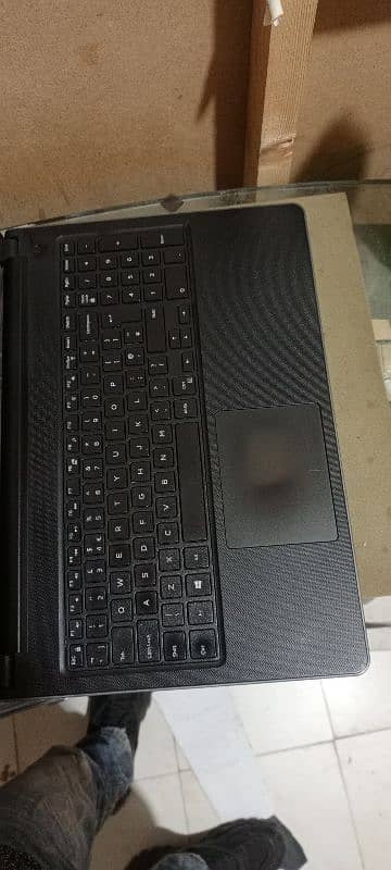 Dell vostro 3568 5