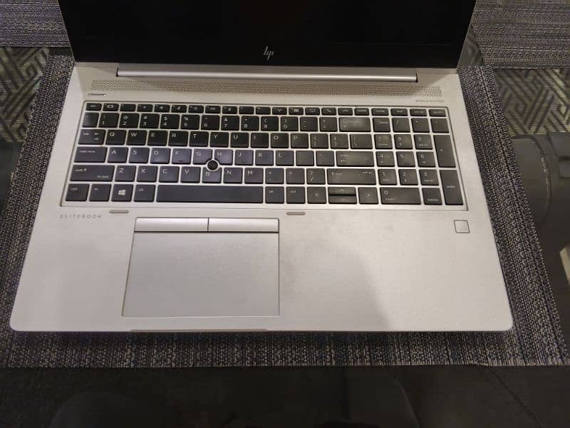 HP EliteBook i5 7th Gen 3