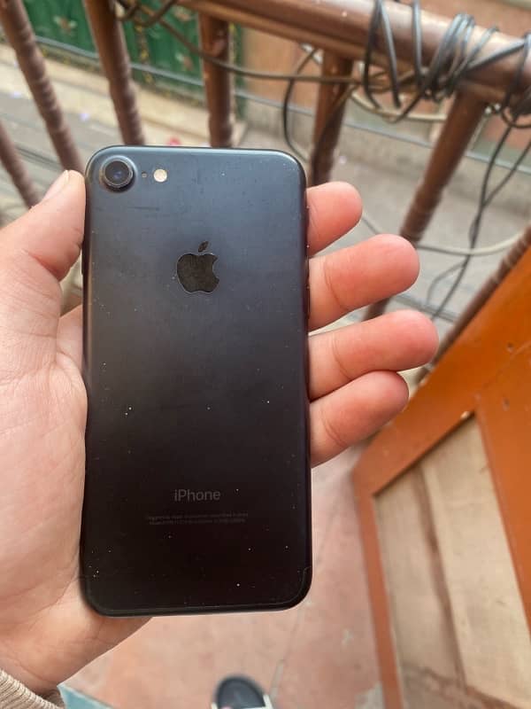 Apple Iphone 7 0