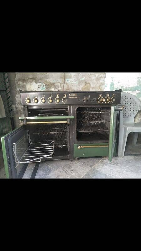 4 burners 2 hot plates 2 oven and with one grill stove for sale 2