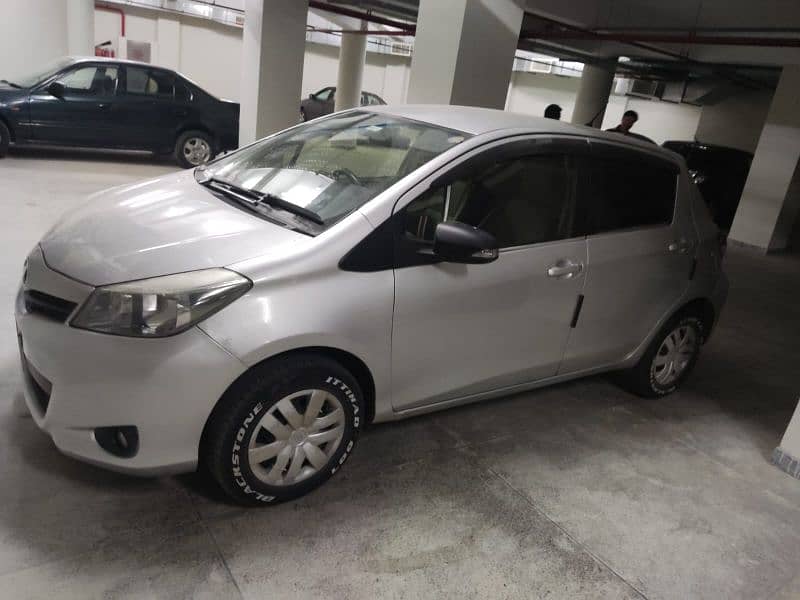 Toyota Vitz 2013 2