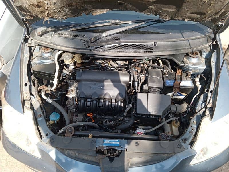 Honda city 2005 idsi 2nd owner own engine b to b original 0