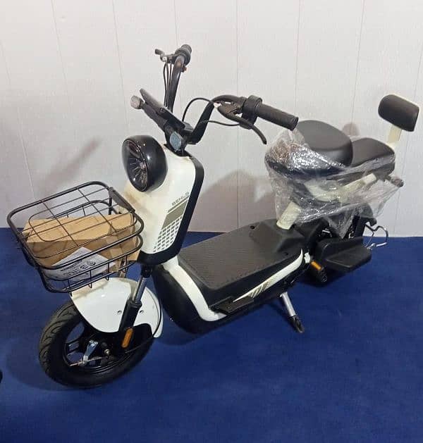 Benling Mini Scooty 2025 Model New for Students and Kids 10