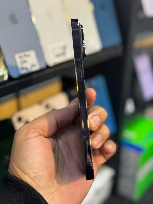 iPhone 14 Pro Max 256gb LLA NON PTA FU 4